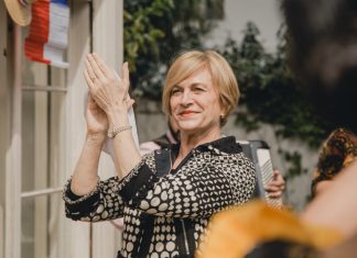 Evelyn Matthei y la imitación que le hizo Belén Mora: «Me maté de la risa» (Video)