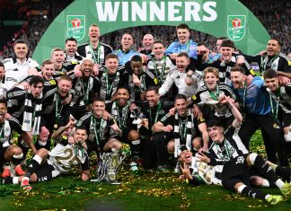 Después de 70 años Newcastle vuelve a ganar un título al obtener la Copa de la Liga