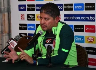 La arrogancia del DT de Bolivia: «A Chile le ganamos sin ninguna duda»