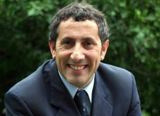 Argentina coronó a su rey del chiste corto: contó 35 chistes en menos de 3 minutos (Video)