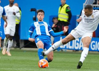 Expulsaron a Mbappé por darle una brutal patada a un adversario (Video)