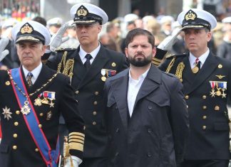 Las pifias que recibió Boric en Valparaíso no podían pasar desapercibidas por los cibernautas