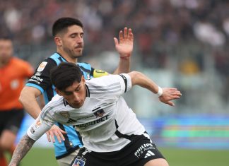 Colo Colo empata 2-2 con Huachipato y queda cada vez más lejos del título