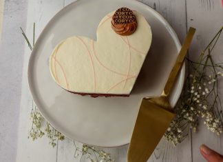 Celebra a mamá con la dulzura y tradición de la pastelería austriaca