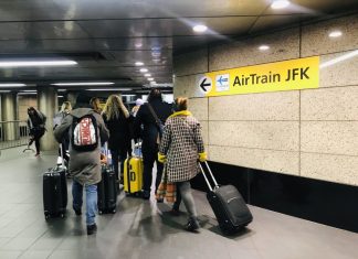 EEUU: entra en vigor nuevo veto migratorio de Trump a ciudadanos de 19 países