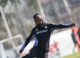 Suplentes de Colo Colo perdieron con los juveniles, Almirón explotó y los hinchas explotaron contra Vidal