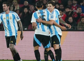 Derrotados, casi eliminados, pero no perdemos el buen humor