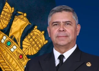 Vicealmirante Fernando Cabrera será el nuevo comandante en jefe de la Armada a partir del 18 de junio