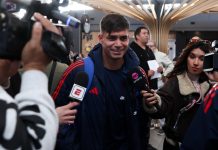 La U ya está en Buenos Aires: Israel Poblete el único titular ausente en la lista de viajeros