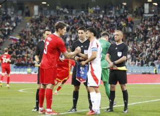 Uno x uno en Chile ante Rusia: Gabriel Suazo el mejor de una defensa que estuvo impecable