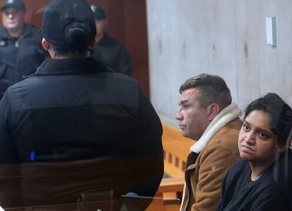 Guagua quemada en Pudahuel: padrastro la roció con agua hirviendo tras discutir con la madre