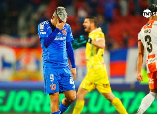 Con humor y bronca, los hinchas de la U ahora quieren «que se vayan todos»