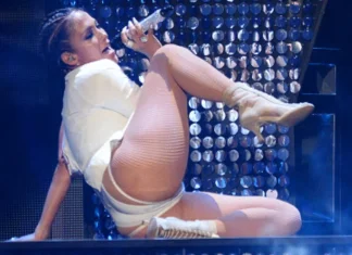Jennifer Lopez responde a las críticas de quienes la calificaron como «actriz porno»
