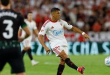Matías Almeyda, entrenador del Sevilla: «Alexis hace esa misma jugada en todos los entrenamientos»