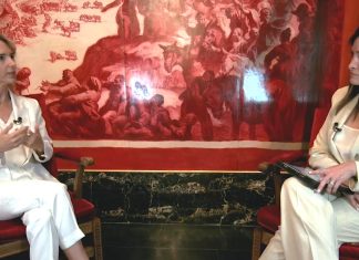 Redes sociales destrozaron a la periodista Matilde Burgos por su patético intento de limpiar la imagen de Jeanette Jara en España