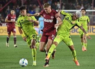 Universidad de Chile sufre robo a mano armada y queda eliminada ante Lanús