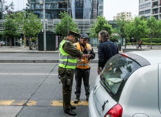 Otra más de Andrés Chadwick Costa, el hijo del polémico exministro que ahora fue sorprendido manejando con licencia vencida