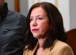 Esta es Claudia Perivancich, el rostro del fracaso de la fiscalía en el caso SQM