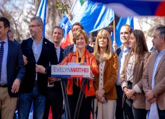 «Nuestra opción por Chile»: la razón contundente de 103 figuras de centro-izquierda para apoyar a Evelyn Matthei