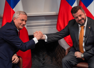 Kast refuerza alianzas: Republicano se reúne con Johannes Kaiser y dirigentes libertarios de cara al balotaje