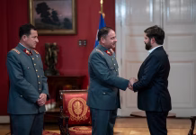 Gabriel Boric designa al general Pedro Varela como nuevo comandante en jefe del Ejército
