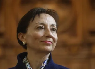 Corte Suprema elige a Gloria Ana Chevesich como su primera presidenta en 200 años