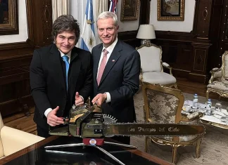 Símbolos de Poder: la Motosierra como alegoría política en la Alianza Kast-Milei (Videos)
