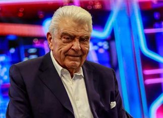 Hasta don Francisco llegó anoche a presenciar el debate en vivo