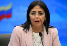 Trump advierte a Delcy Rodríguez que enfrentará “un precio muy alto” si no coopera con la transición